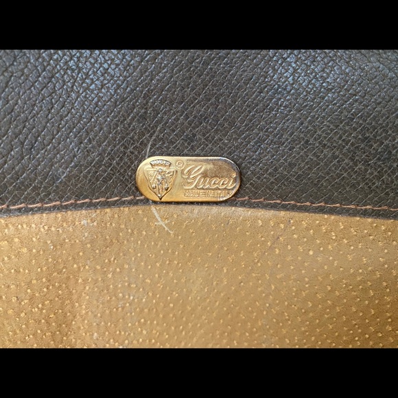 SOLD 1970s Vintage Gucci Portfolio Clutch Purse - Picture 7 of 14